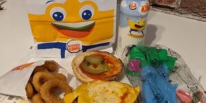 Do Burger King Kids Meals Come with Toys 