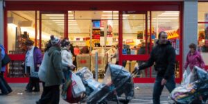 Who Owns Iceland Supermarket