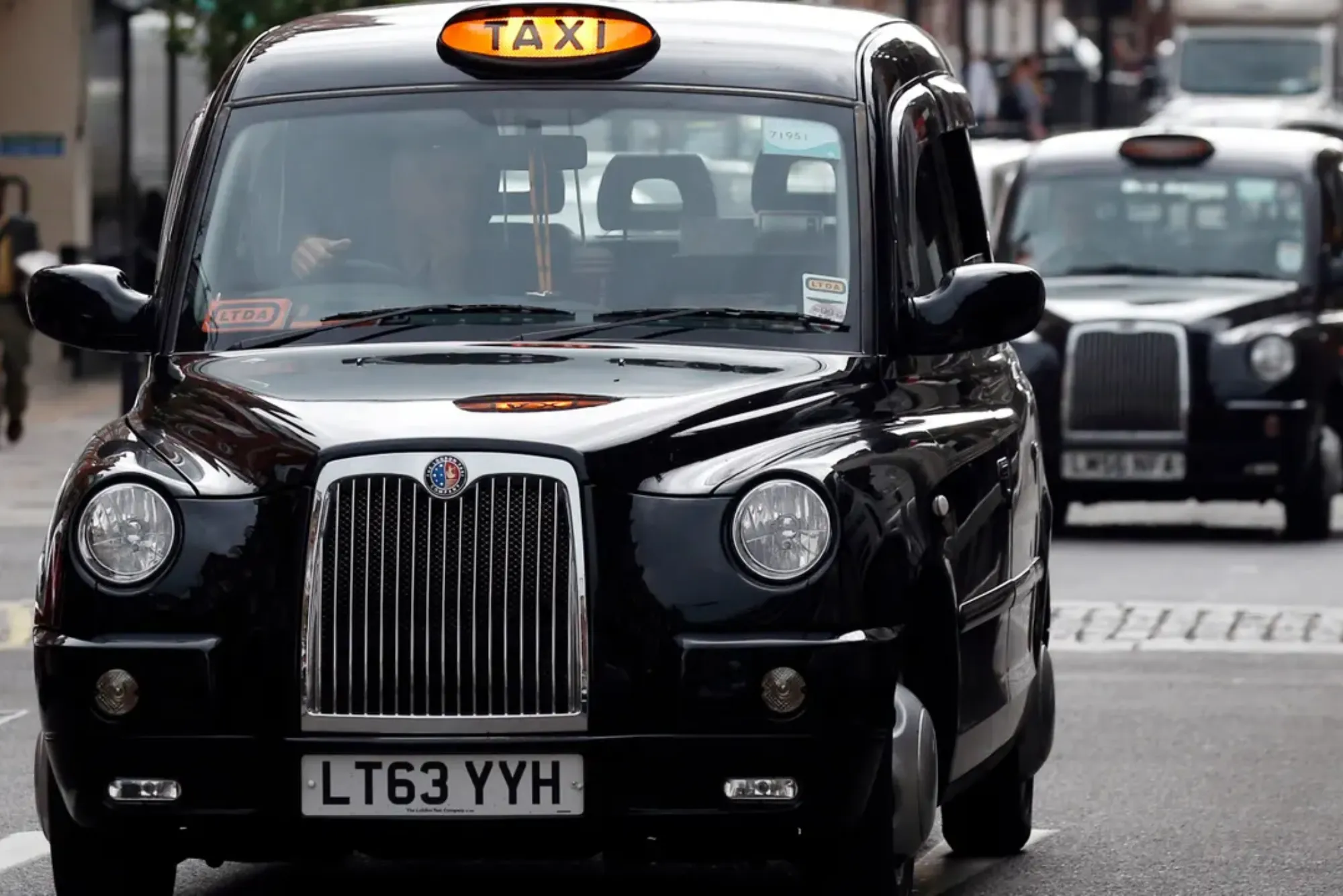 How To Get A Cab In London